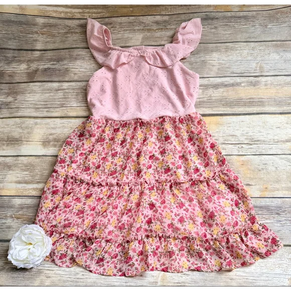 PINK AND FLOWER DRESS-SIZE 10 - Picture 3 of 7